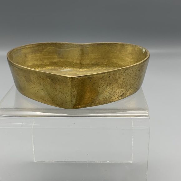 Vintage Mid Century Brass Heart Shaped Lidded Trinket Box Aged Patina Keepsake - Picture 14 of 16